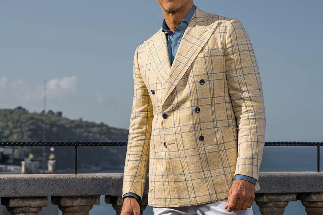 What Fabric Works Best For Year-Round Formal Blazers?